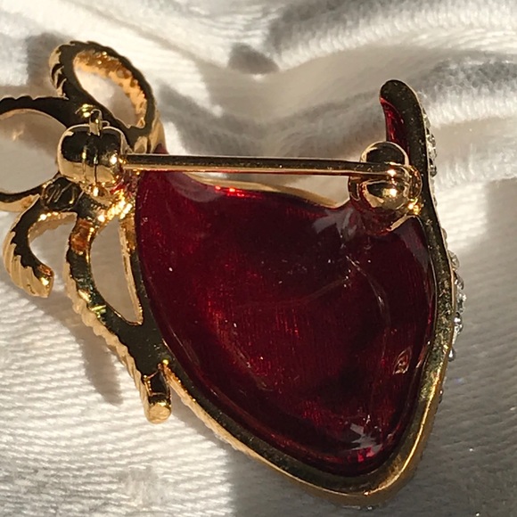 Vintage Crystal Mask Brooch - Picture 11 of 11